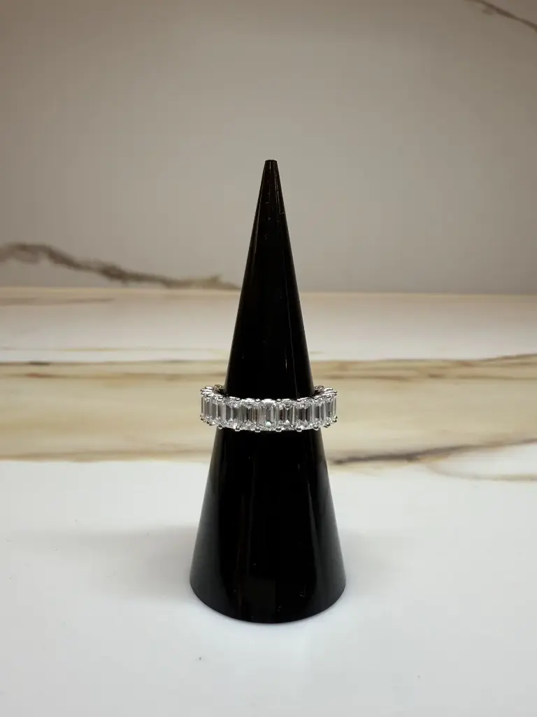 Infinity Ring with 6.25 Carats of Diamonds in 18ct White Gold (I (15.3 mm diameter))